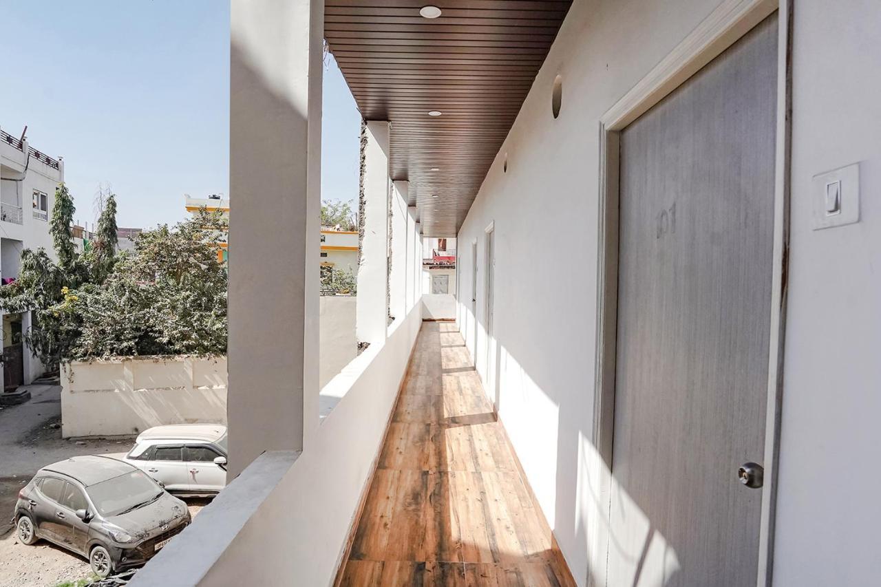 Fabhotel Siddhi Váránaszi Kültér fotó
